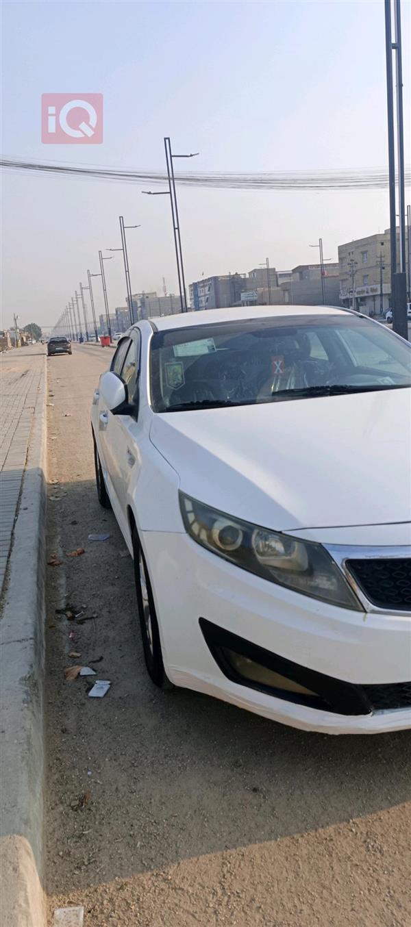 Kia K5 2013 for sale in Iraq - Basra
